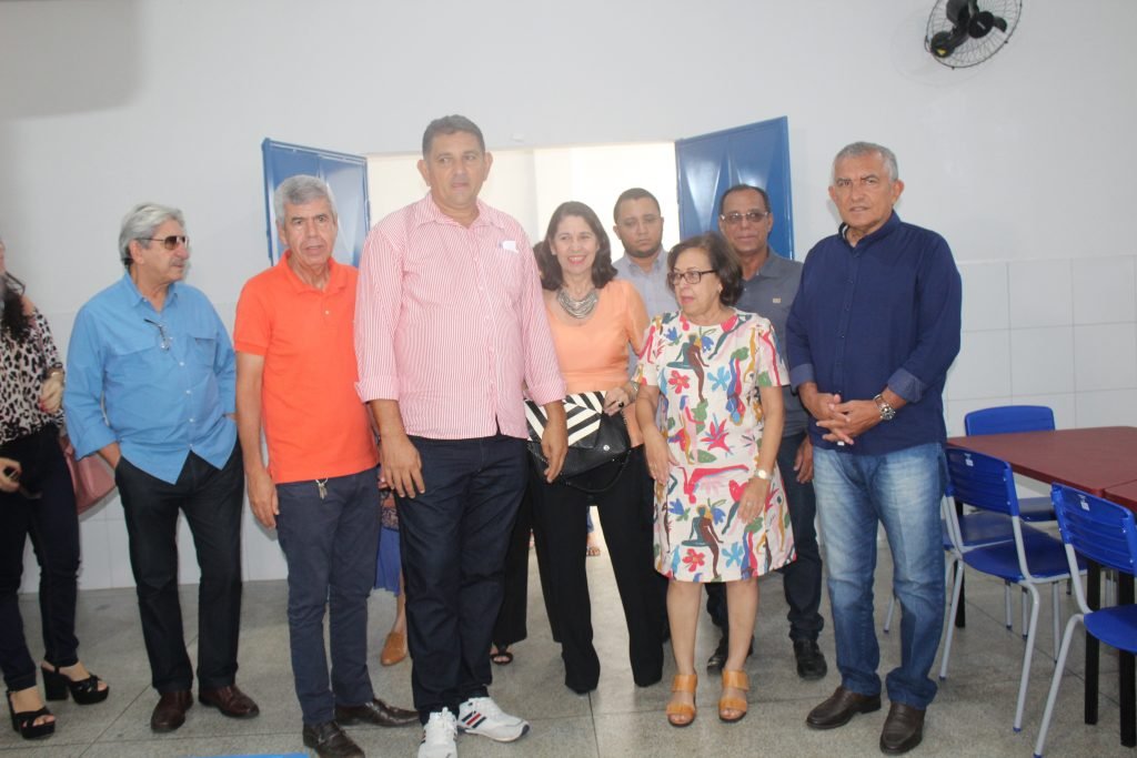 Prefeitura Municipal De Catu Realiza Inaugura O Da Unidade Escolar