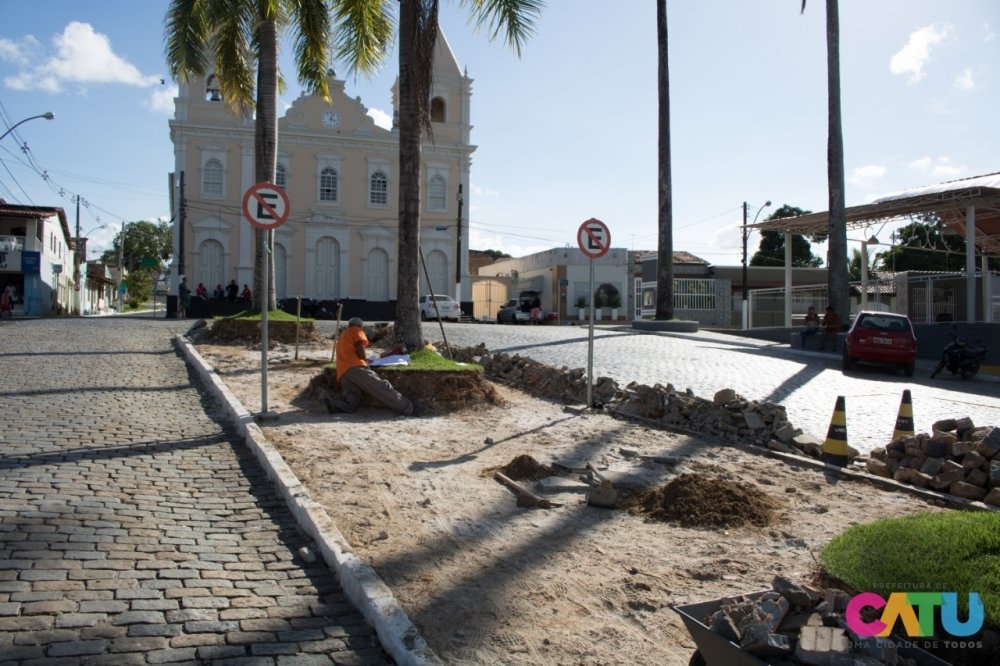 Nova etapa de Requalificação da Praça Duque de Caxias é iniciada pela